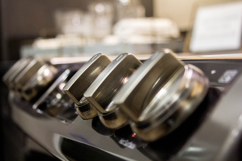 Image of stove knobs Barrie